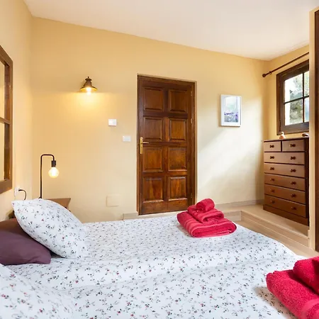 Casitas La Brenda Y La Gaga לוס ריאלחוס