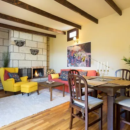 Casitas La Brenda Y La Gaga * לוס ריאלחוס