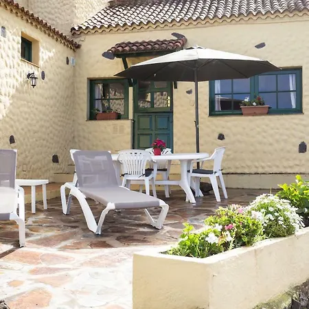 Casitas La Brenda Y La Gaga לוס ריאלחוס